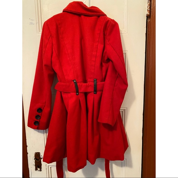 Peacoat - Picture 2 of 3